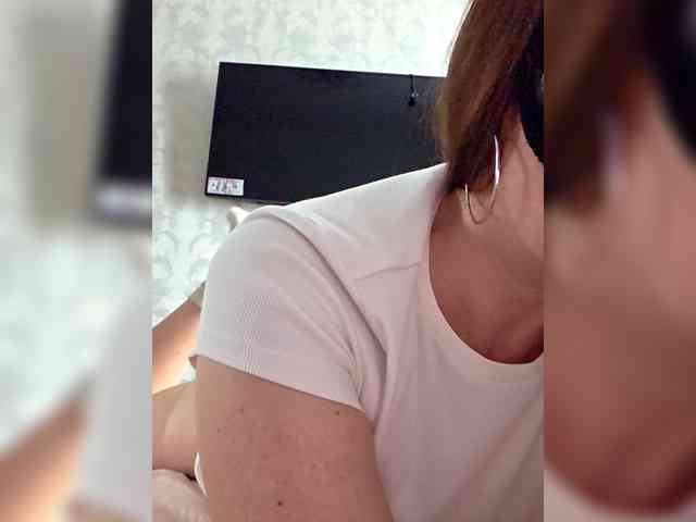 Fox-sexi Live Webcam on BongaCams