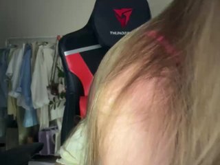-Mona- Porn Show