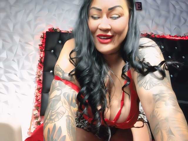 Kittyhotass1's BongaCams show and profile