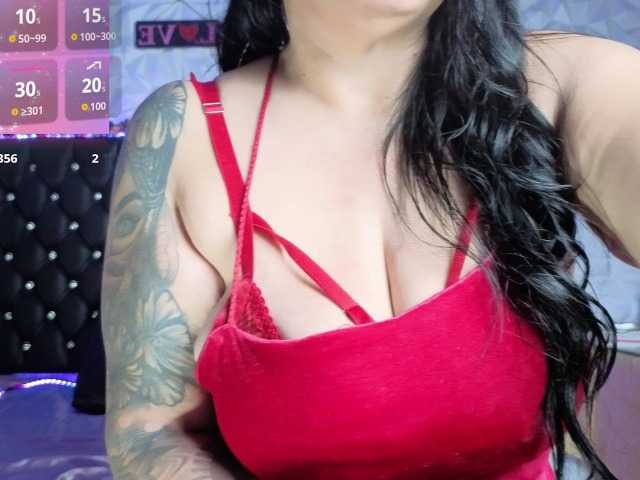 Kittyhotass1's BongaCams show and profile