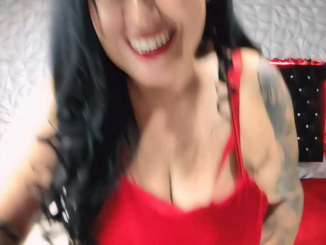 Kittyhotass1's BongaCams show and profile