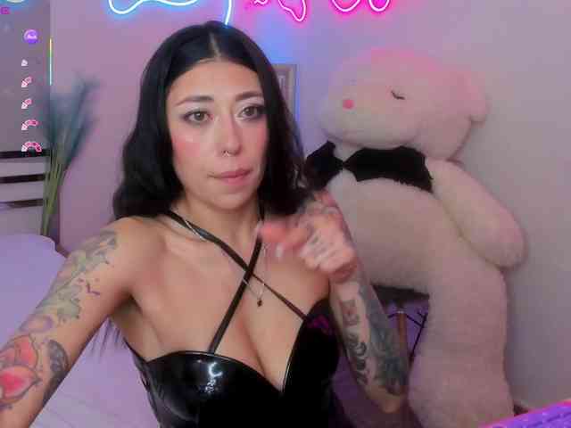 Goddestattoo webcam