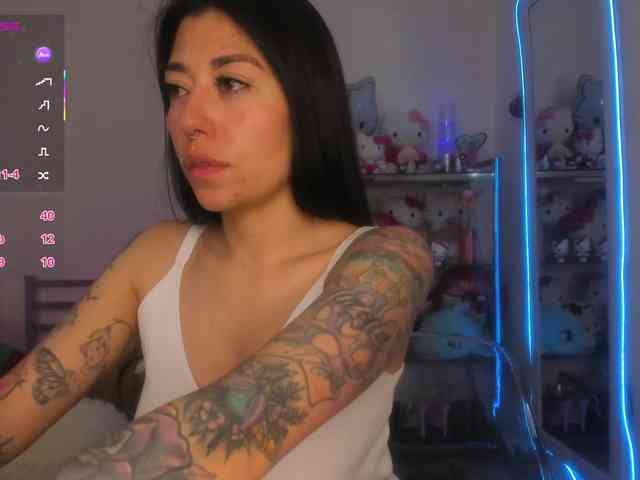 Goddestattoo webcam