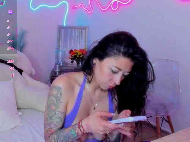 Goddestattoo webcam