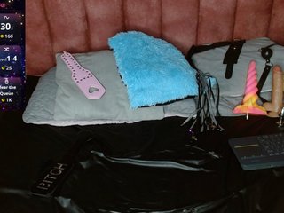 hanna-Leoni Porn Show