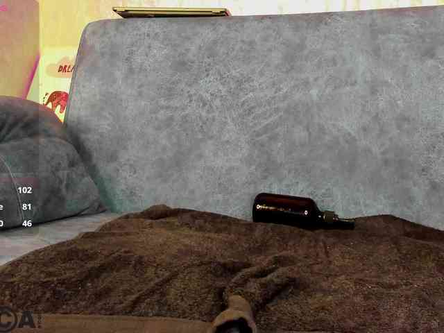sex webcam Niktoria-Shy