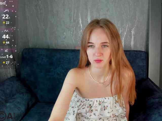 Niktoria-Shy webcam