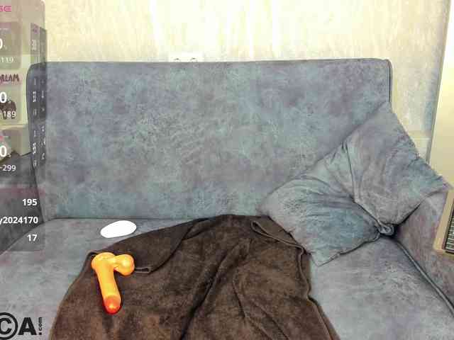 Niktoria-Shy webcam