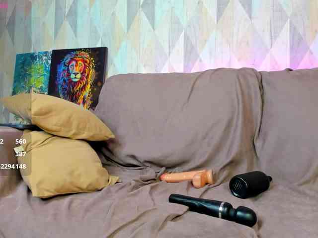 Niktoria-Shy webcam