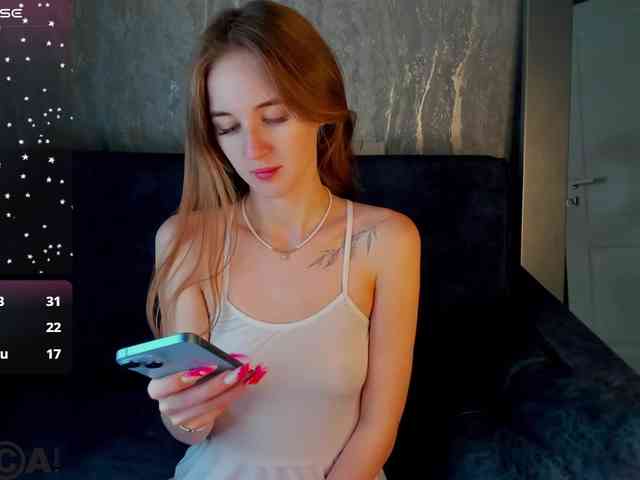 Niktoria-Shy webcam