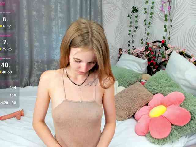 Niktoria-Shy webcam