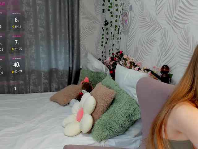 Niktoria-Shy webcam