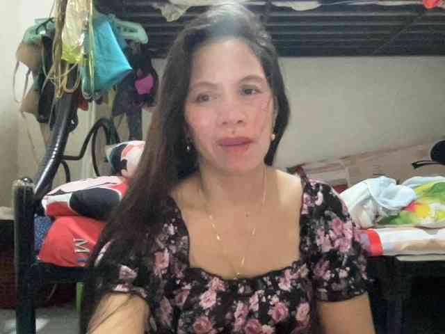 Sexy-pinay69 webcam