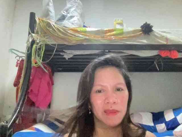 Sexy-pinay69 webcam