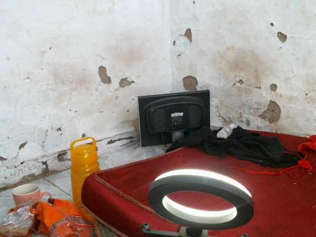 Vivvy-Queen webcam bongacams model stream image