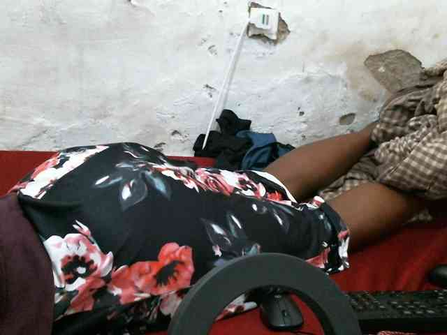 Vivvy-Queen webcam