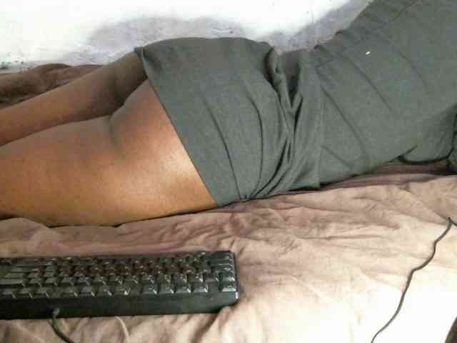 Vivvy-Queen webcam