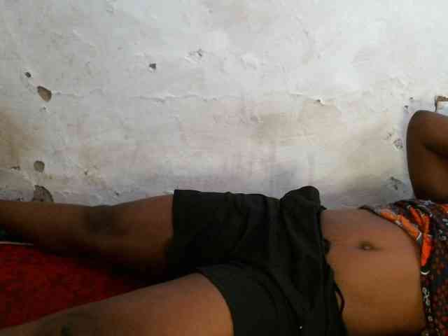 Vivvy-Queen webcam