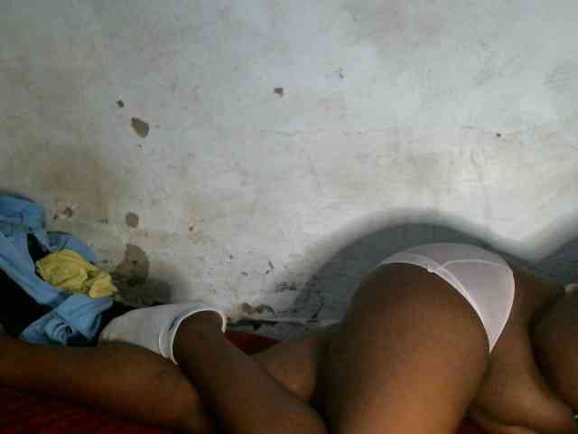 Vivvy-Queen webcam