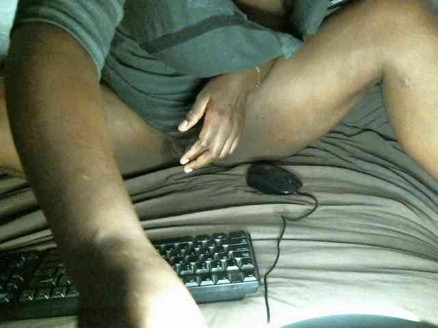 Vivvy-Queen webcam