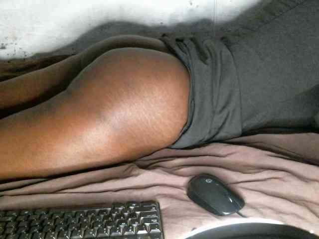 Vivvy-Queen webcam