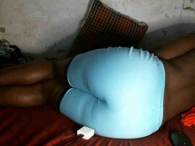 Vivvy-Queen webcam