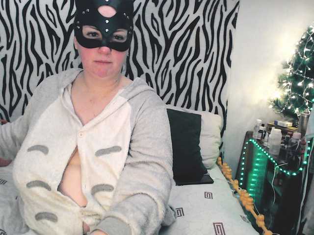 GoldenFisha's BongaCams show and profile