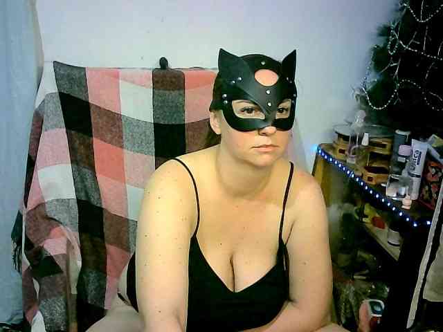 GoldenFisha Live Webcam on BongaCams