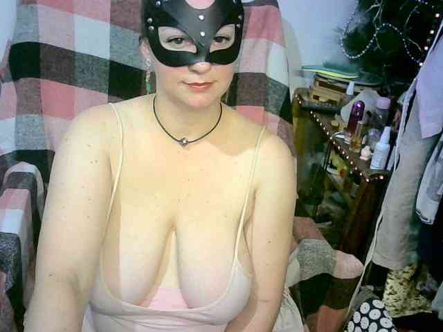 GoldenFisha webcam