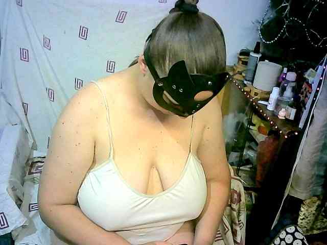 live chat room GoldenFisha