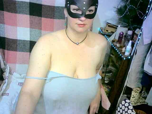 GoldenFisha webcam