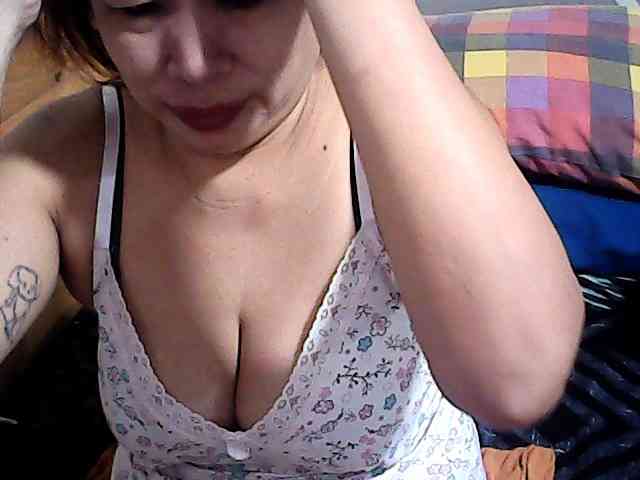 Holygurly webcam