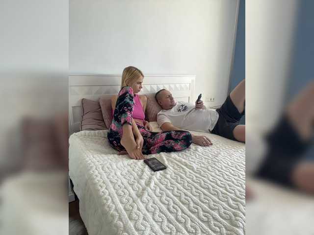 DonorDi's BongaCams show and profile