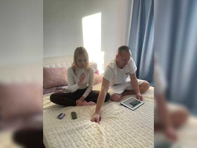 DonorDi's BongaCams show and profile