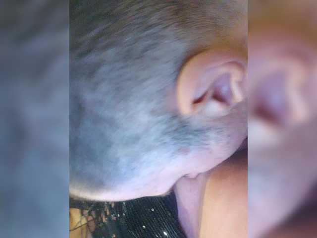 MollyDave's BongaCams show and profile