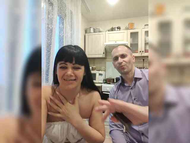 MollyDave Live Webcam on BongaCams