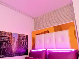 ShaniaBrown Porn Show