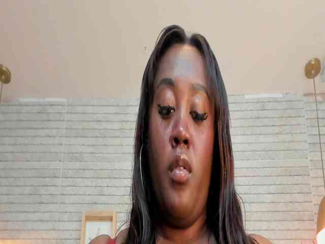 ShaniaBrown webcam
