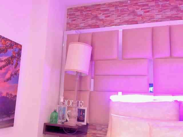 ShaniaBrown ShaniaBrown