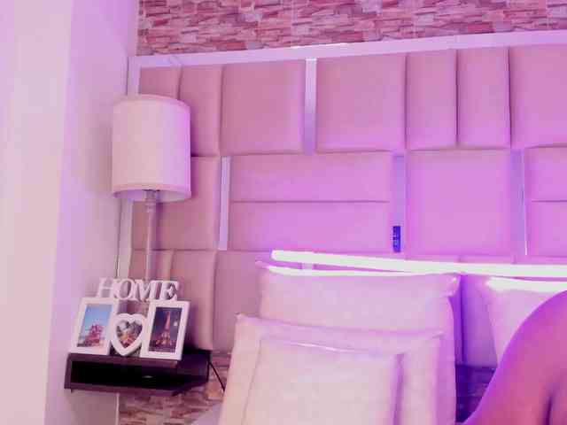 ShaniaBrown ShaniaBrown