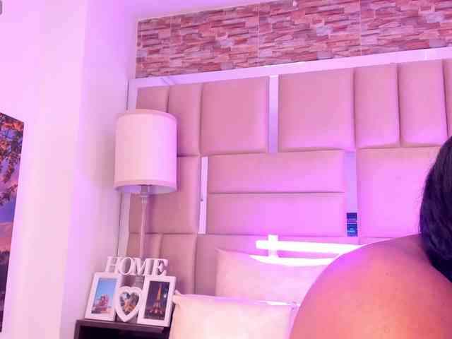 ShaniaBrown ShaniaBrown