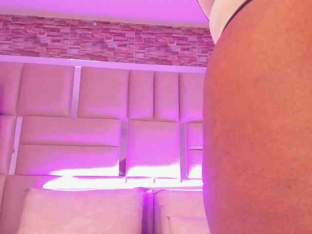 ShaniaBrown ShaniaBrown