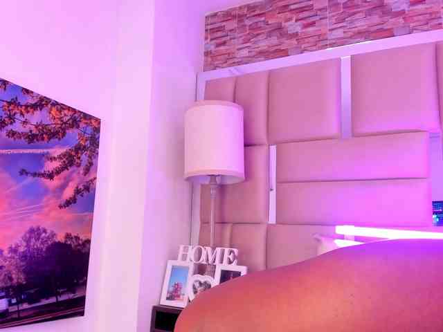 ShaniaBrown ShaniaBrown