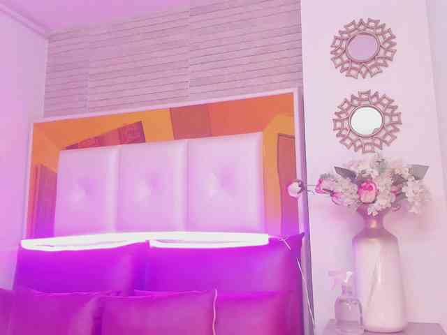 ShaniaBrown ShaniaBrown