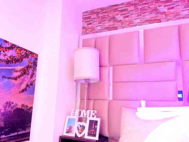 ShaniaBrown ShaniaBrown