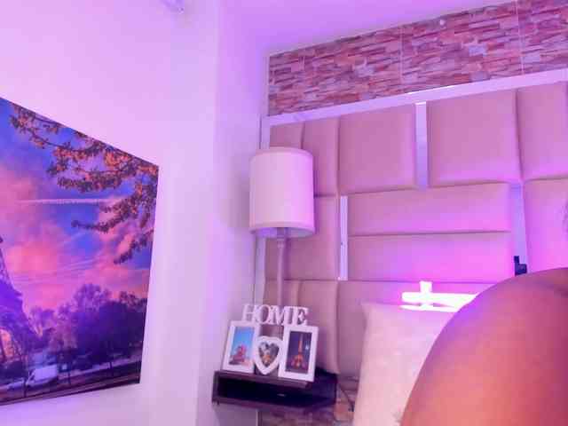 ShaniaBrown ShaniaBrown