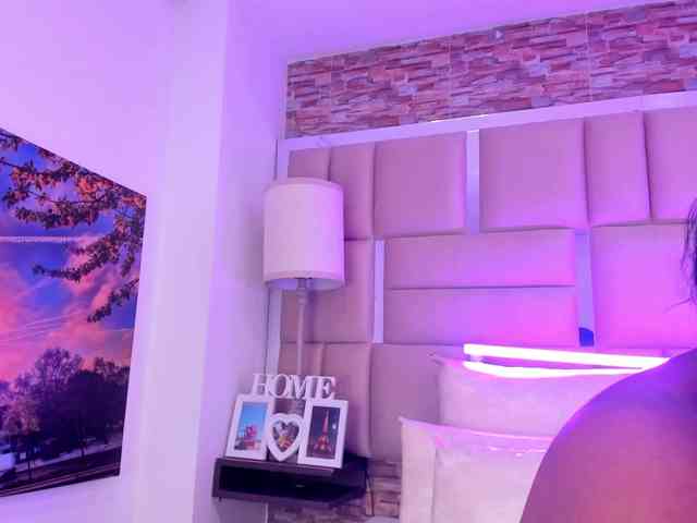 ShaniaBrown ShaniaBrown