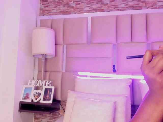 ShaniaBrown ShaniaBrown