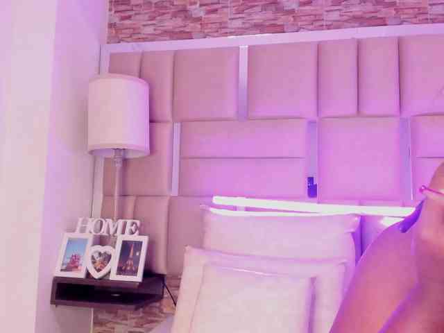 ShaniaBrown ShaniaBrown