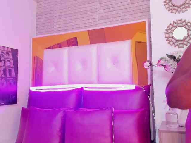 ShaniaBrown ShaniaBrown